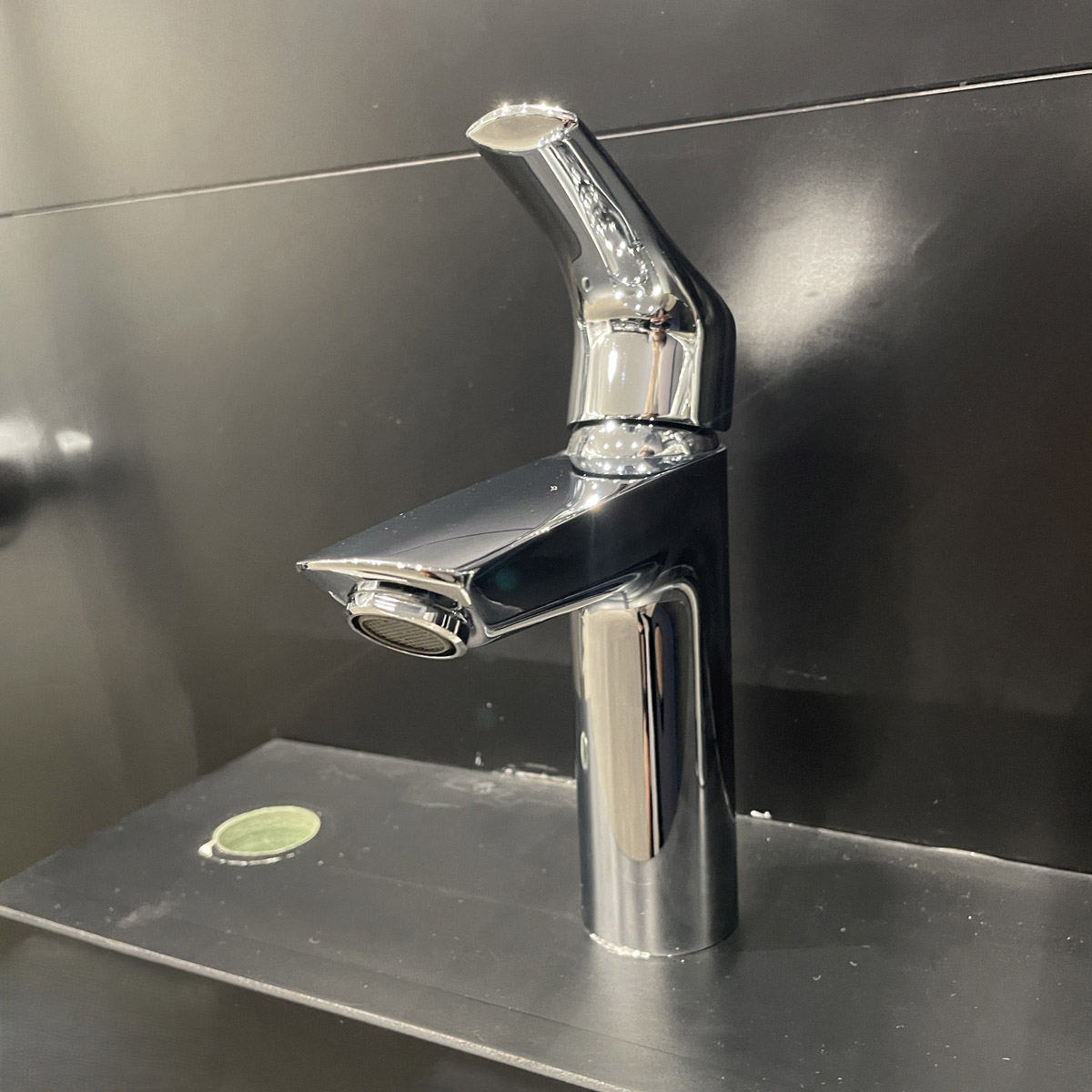 Vòi chậu lavabo nóng lạnh Eurosmart M-size GROHE 23322003 - 8