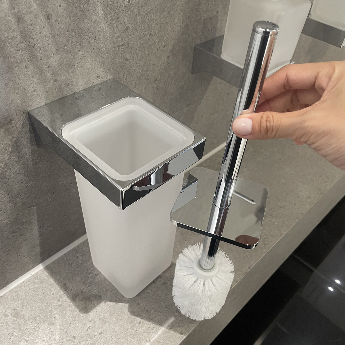 Bộ cọ cầu gắn tường Selection Cube GROHE 40857000 - 5