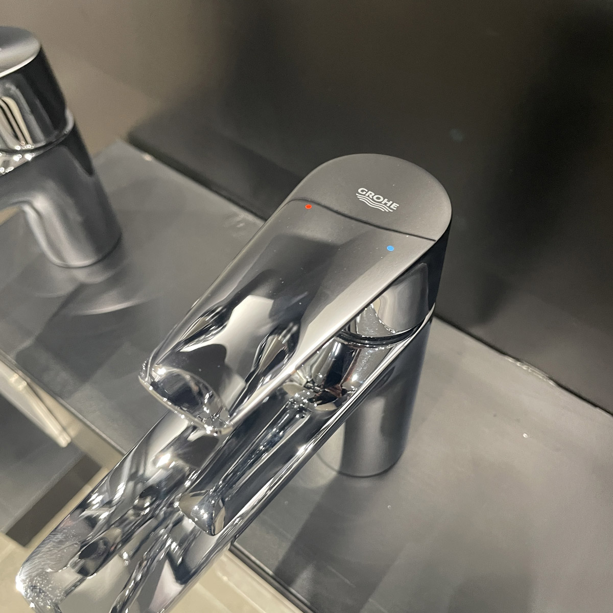 Vòi chậu nóng lạnh BauEdge M-size Grohe 23093001 - 6