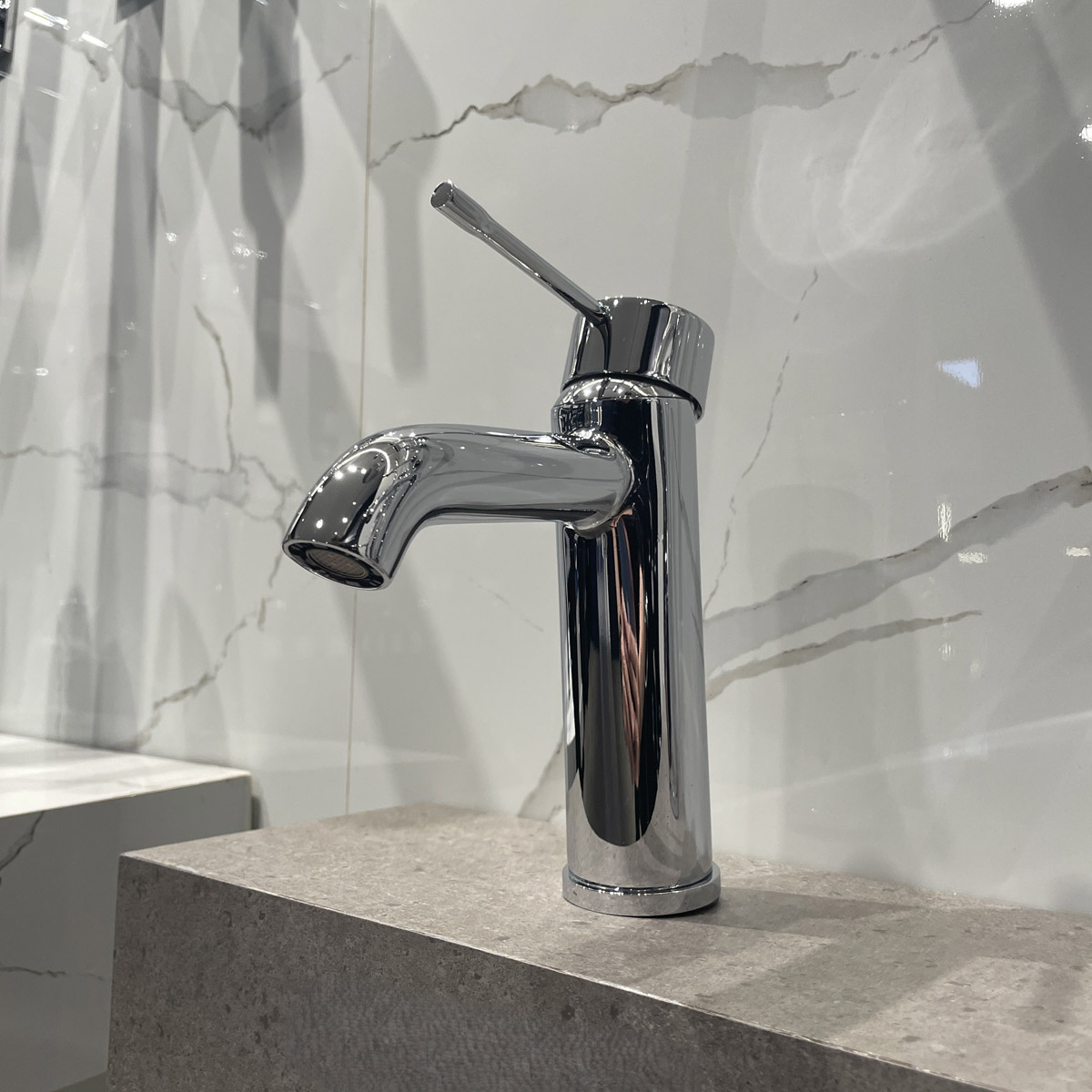 Vòi chậu nóng lạnh Essence S-size GROHE 23589001 - 10