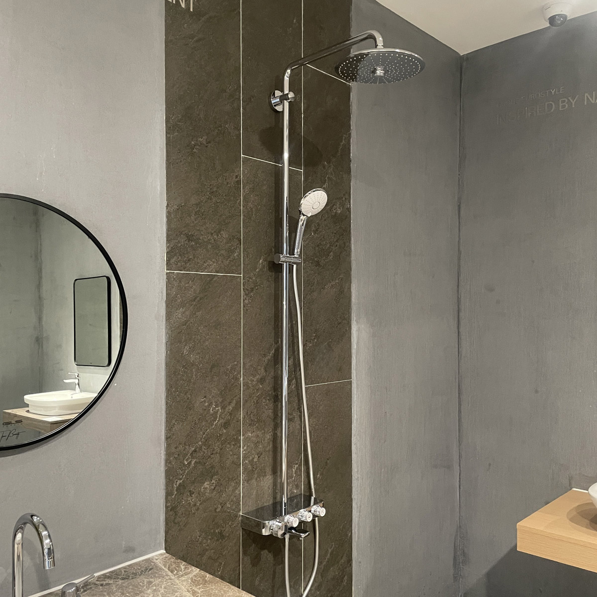 Bộ cây sen tắm ổn nhiệt SmartControl Euphoria Grohe 26510000 - 2