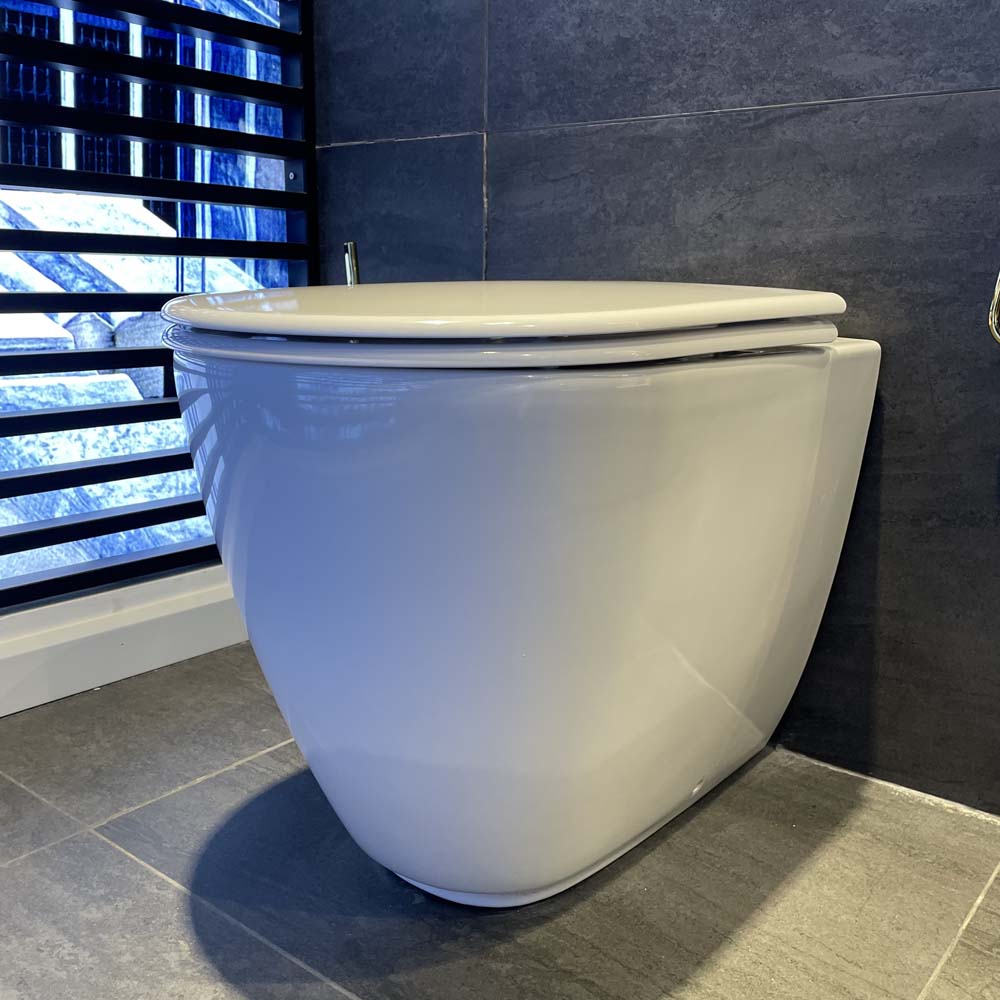 Thân bồn cầu đặt sàn Essence GROHE 3957300H - 5