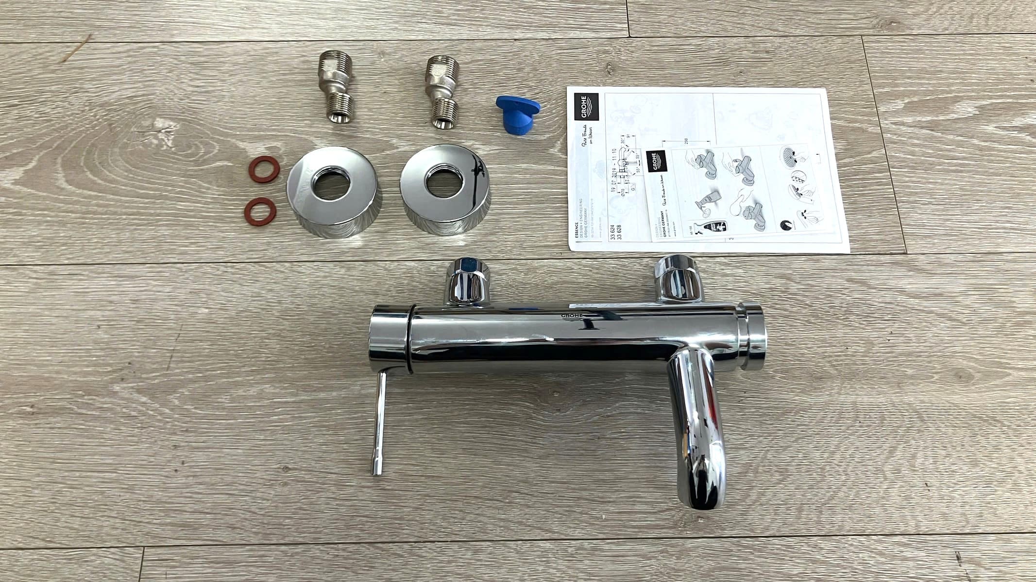 Củ sen tắm nóng lạnh Essence Grohe 33624001 - 4