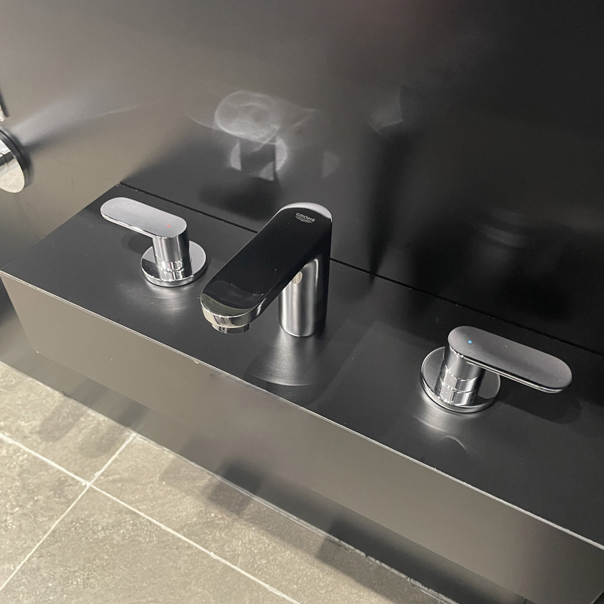 Vòi chậu nóng lạnh 3 lỗ Eurosmart Cosmopolitan GROHE 20187000 - 8