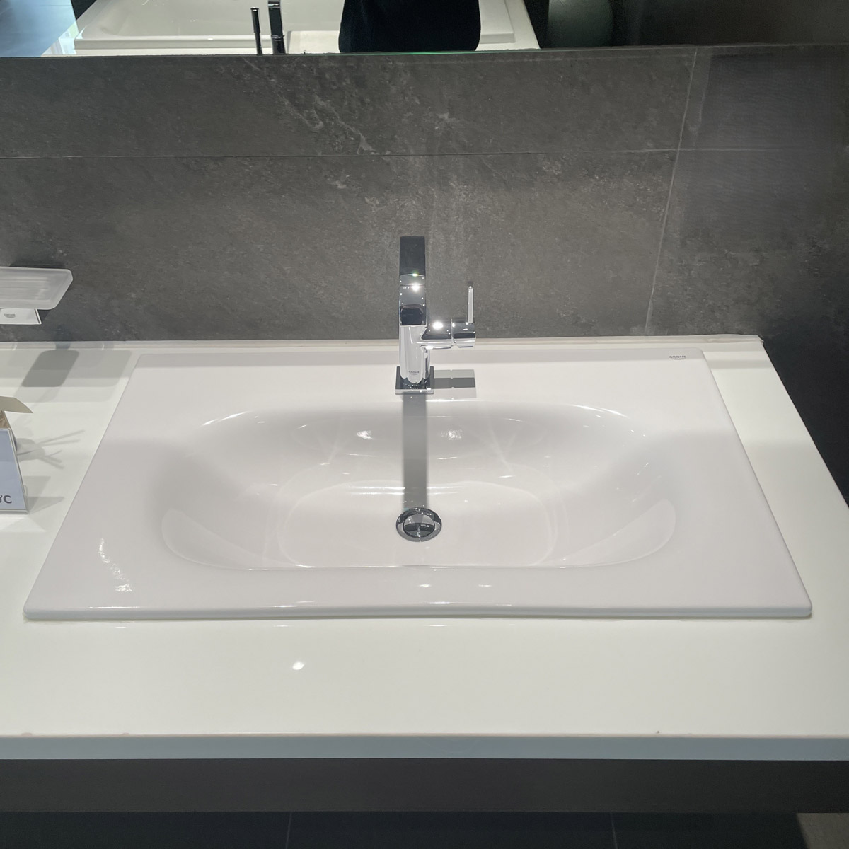 Chậu rửa lavabo treo tường Essence GROHE 3956700H - 5
