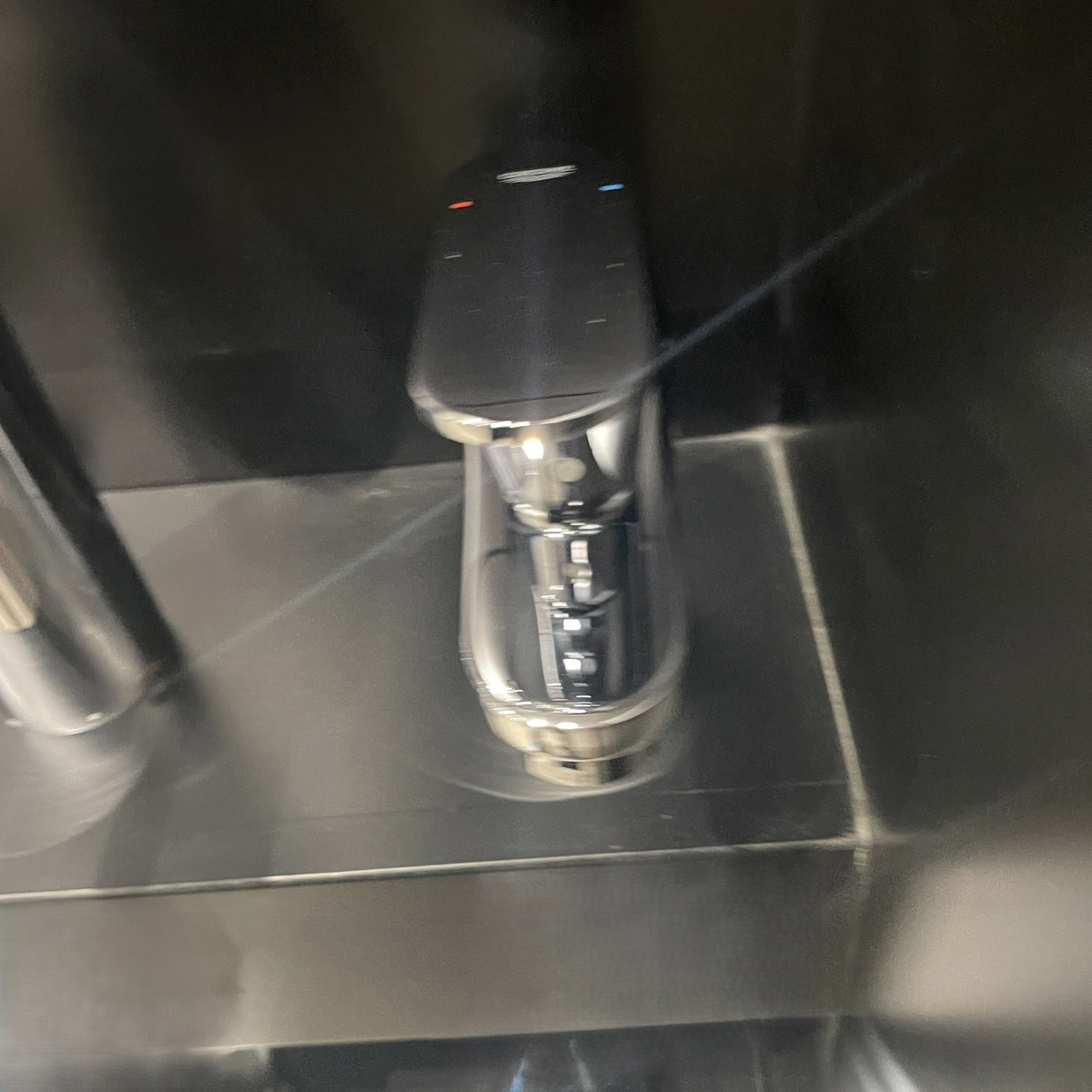 Vòi chậu nóng lạnh Eurosmart Cosmopolitan GROHE 32825000 - 5