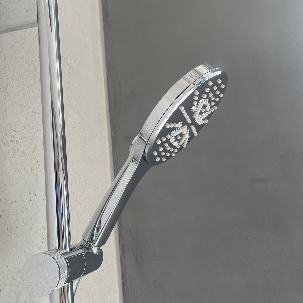 Bộ tay sen tắm và thanh trượt SmartActive 3 chế độ GROHE 26546000 - 2