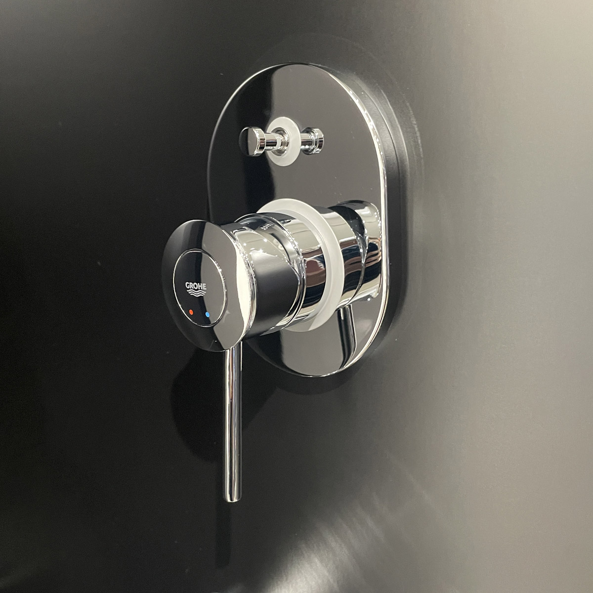Van nóng lạnh kèm chuyển hướng 2 đường BauClassic GROHE 29047000 - 4