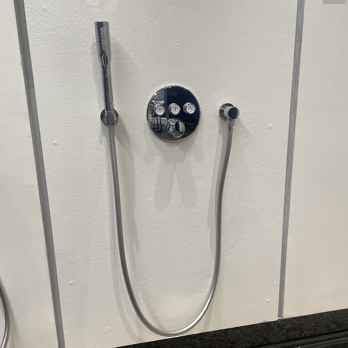 Bộ sen âm tường ổn nhiệt với bát sen GROHE 34705000 - 4