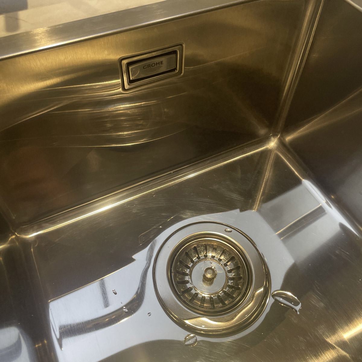 Chậu rửa chén 2 hộc K700U GROHE 31576SD1 - 8