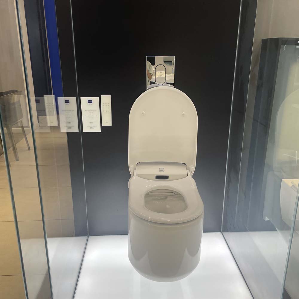 Bồn cầu treo tường thông minh Sensia Arena GROHE 39354SH1 - 2