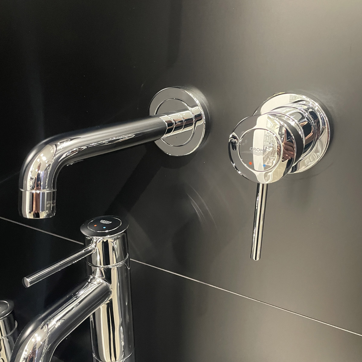 Vòi chậu gắn tường nóng lạnh 2 lỗ BauClassic GROHE 20292000 - 4