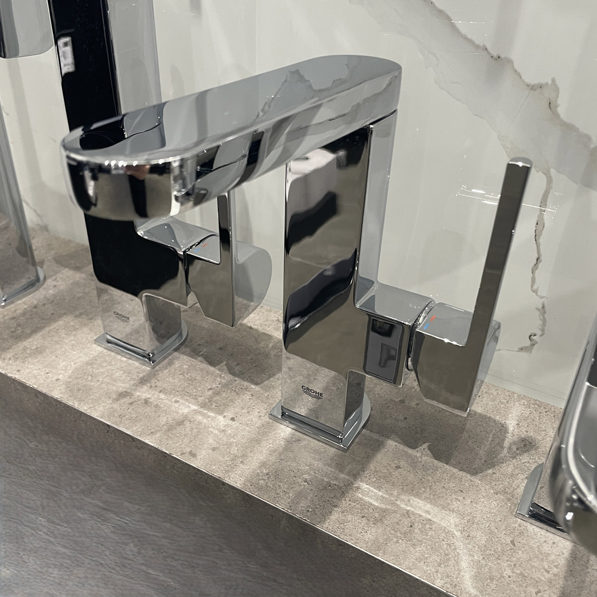 Vòi chậu nóng lạnh plus M-size Grohe 23872003 - 3
