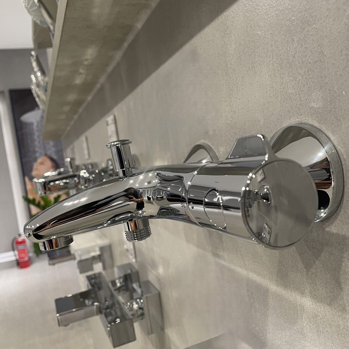 Bộ trộn sen tắm ổn nhiệt 2 chế độ Grohtherm 800 GROHE 34567000 - 7