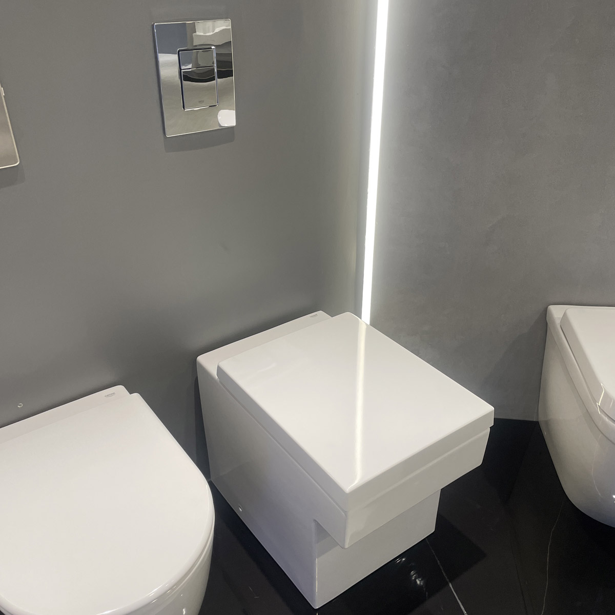 Thân bồn cầu đặt sàn Cube Ceramic GROHE 3948500H - 4