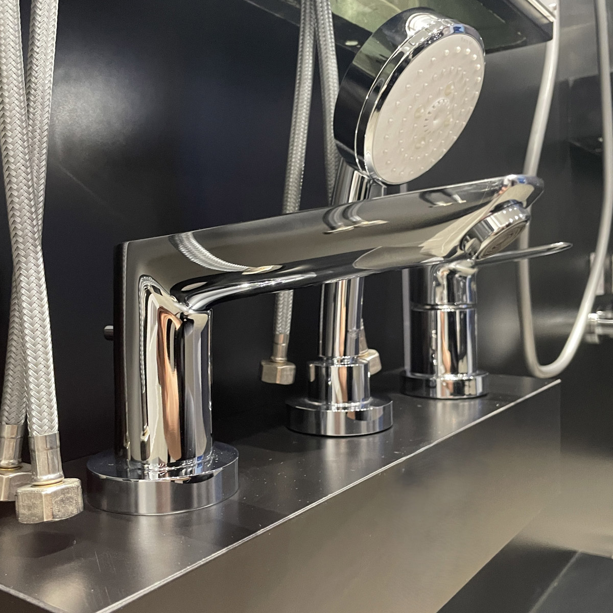 Bộ vòi xả 3 lỗ gắn thành bồn tắm BauEdge Grohe 2511710A - 7