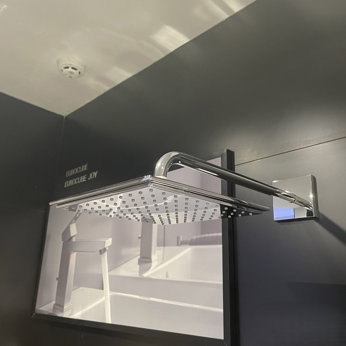 Bát sen tắm âm trần Rainshower Allure 230 GROHE 27863000 - 4