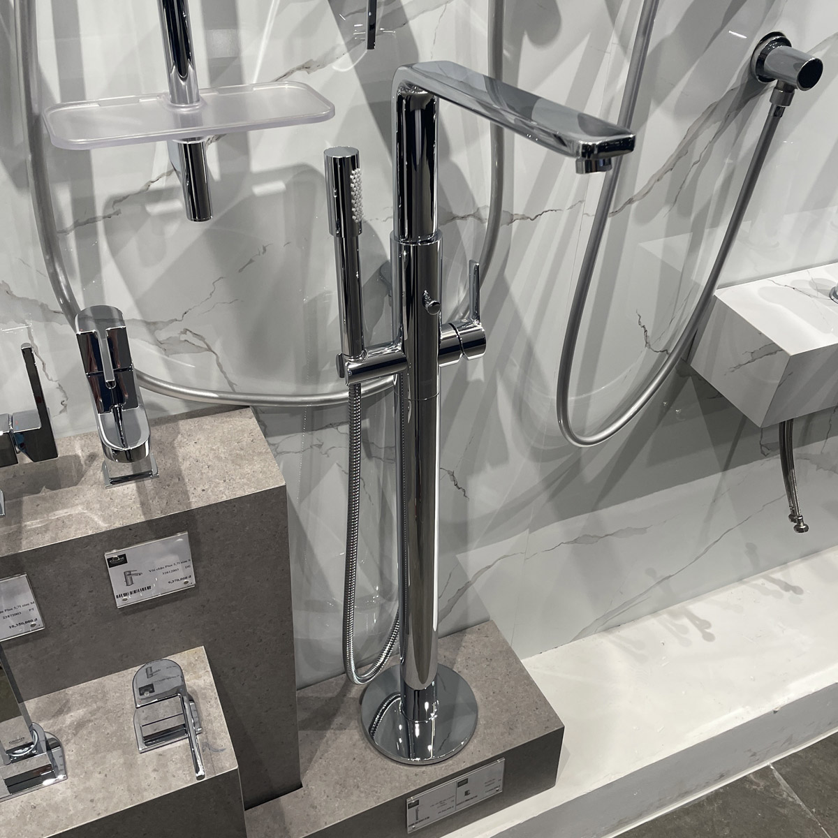 Vòi bồn tắm nóng lạnh đặt sàn Lineare GROHE 23792001 - 5