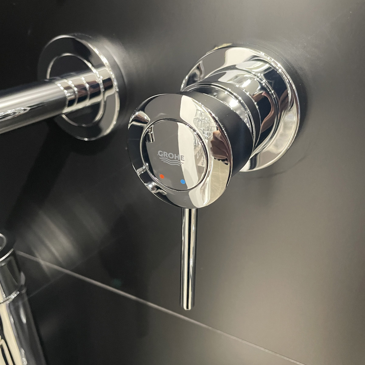 Vòi chậu gắn tường nóng lạnh 2 lỗ BauClassic GROHE 20292000 - 7