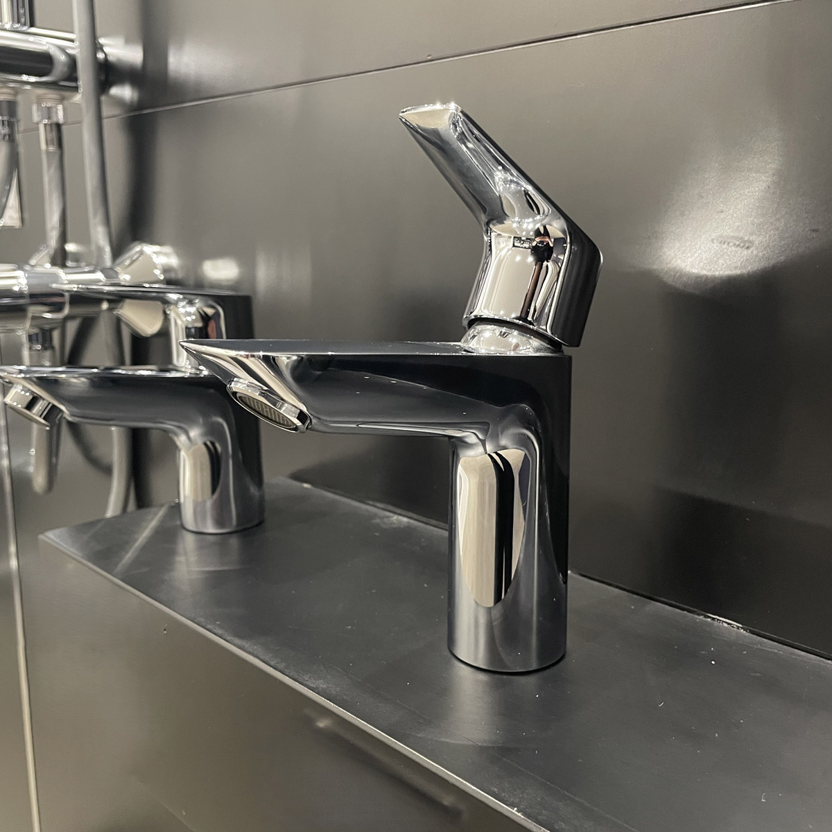 Vòi chậu nóng lạnh BauEdge M-size Grohe 23093001 - 7