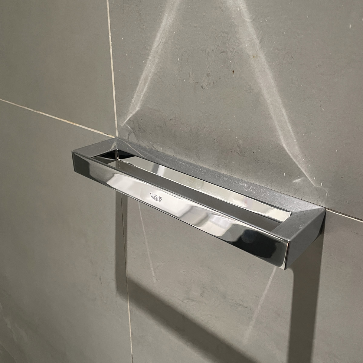 Vòng treo khăn Selection Cube GROHE 40766000 - 6