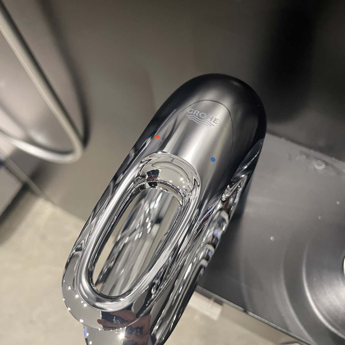 Vòi chậu nóng lạnh Eurostyle GROHE 33558003 - 9