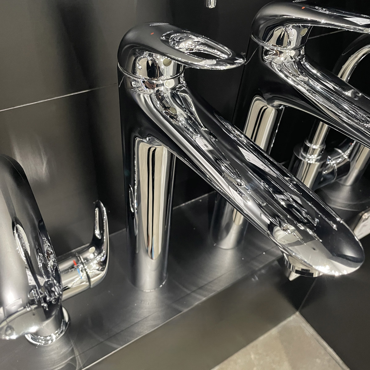 Vòi chậu nóng lạnh Eurostyle GROHE 23570003 - 5