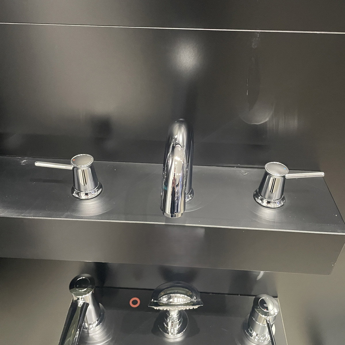 Vòi chậu nóng lạnh BauClassic 3 lỗ Grohe 20470000 - 3