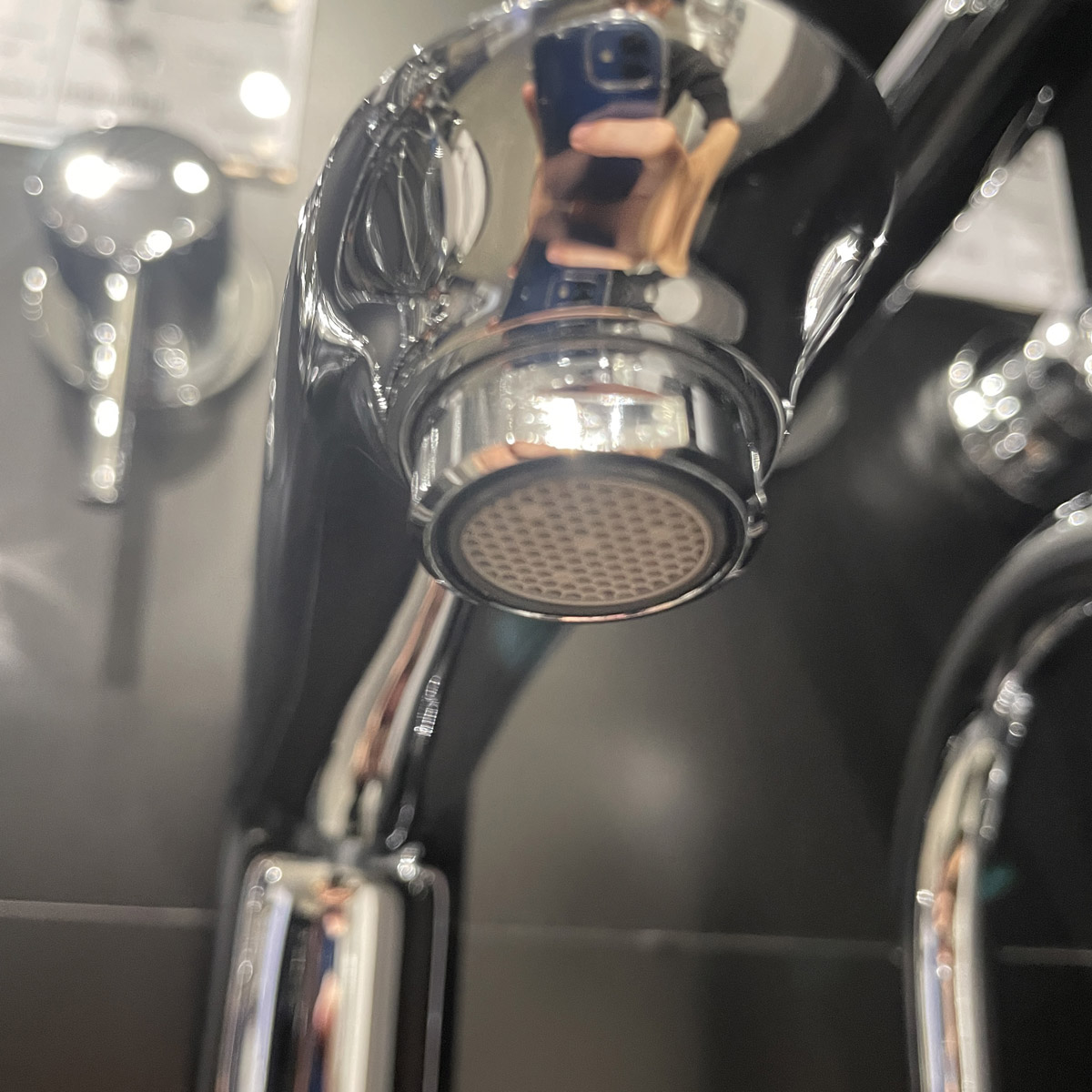 Vòi chậu nóng lạnh Eurostyle Solid XL-size GROHE 23719003 - 2