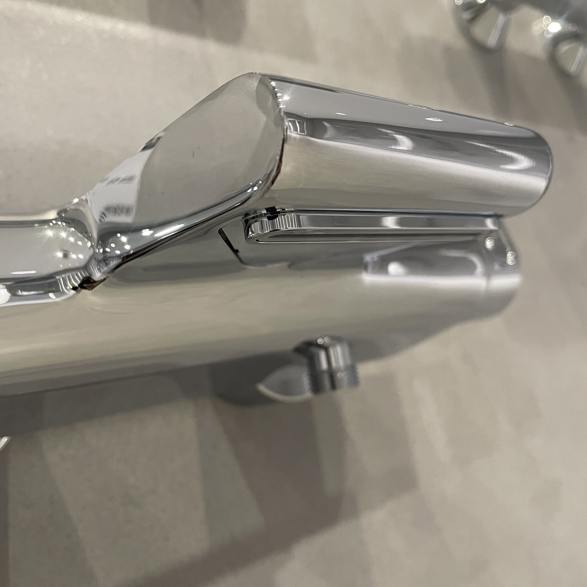Củ sen tắm nhiệt độ Grohtherm 2000 GROHE 34174001 - 4