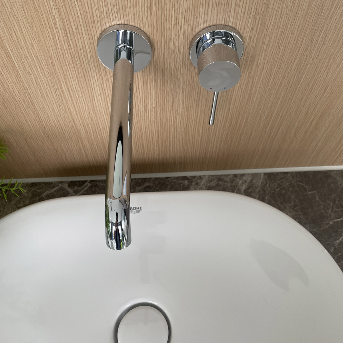 Vòi lavabo gắn tường nóng lạnh 2 lỗ Essence New Grohe 19967001 - 11