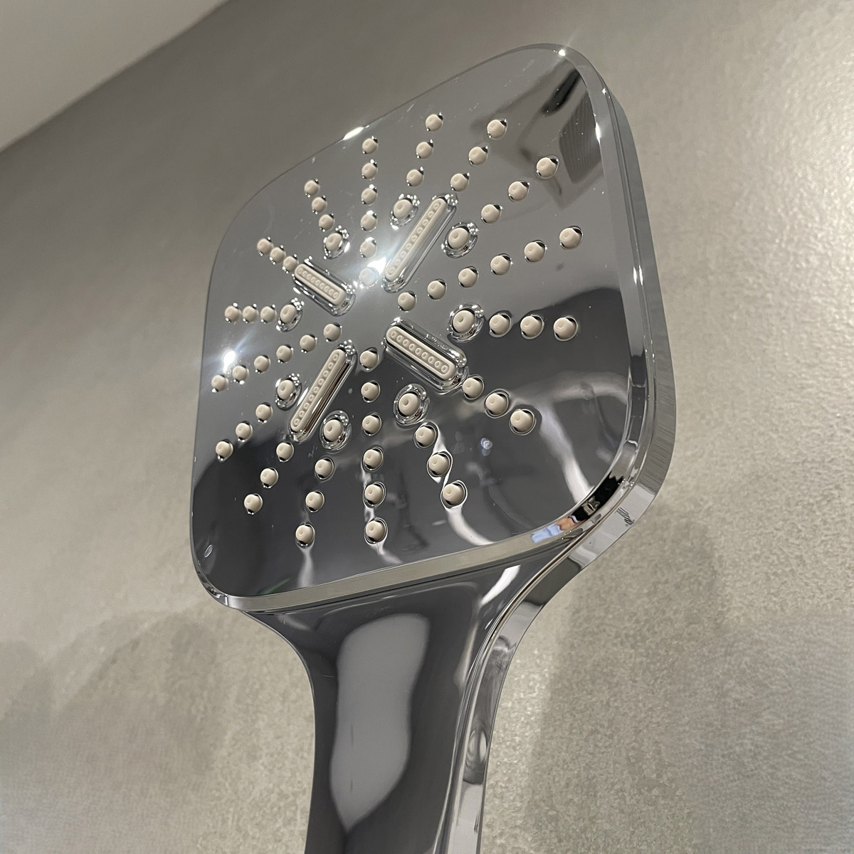 Tay sen tắm 3 chế độ Rainshower SmartActive 130 GROHE 26582000 - 12
