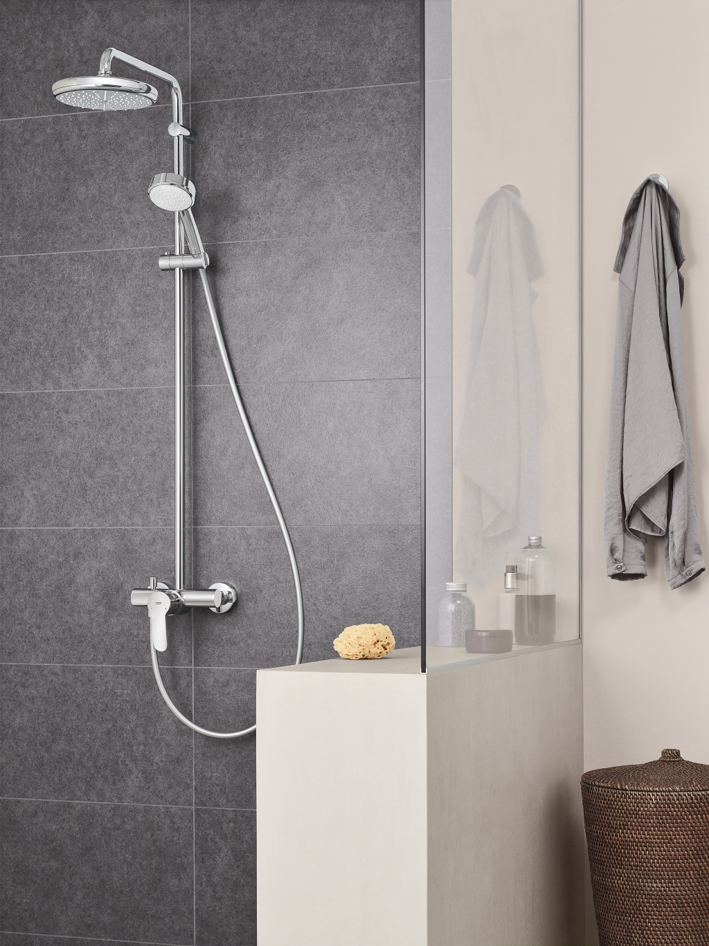 Bộ sen tắm nóng lạnh New Tempesta Cosmopolian Grohe 26305001 - 17
