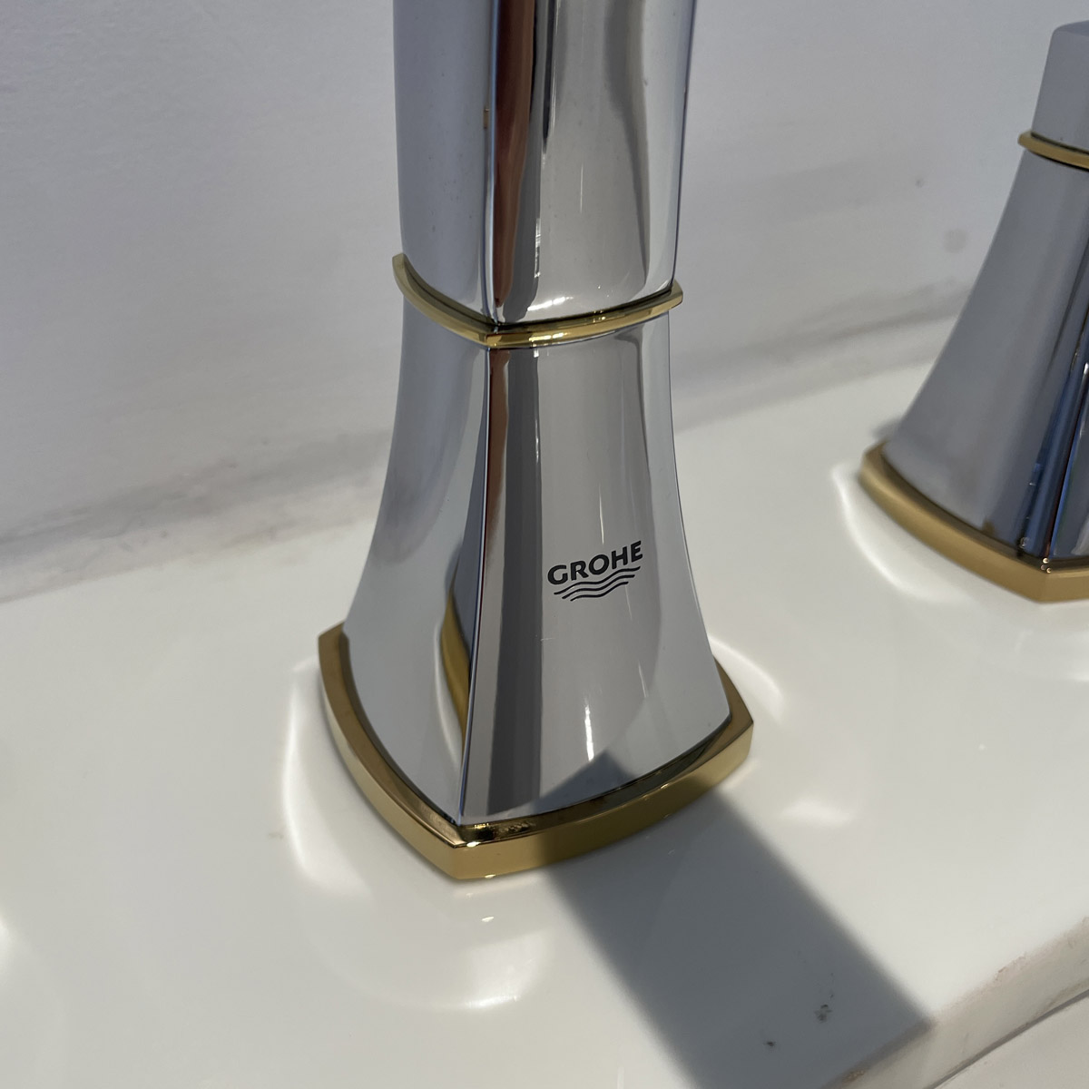 Vòi chậu nóng lạnh 3 lỗ thấp Grandera S-size GROHE 20417IG0 - 11