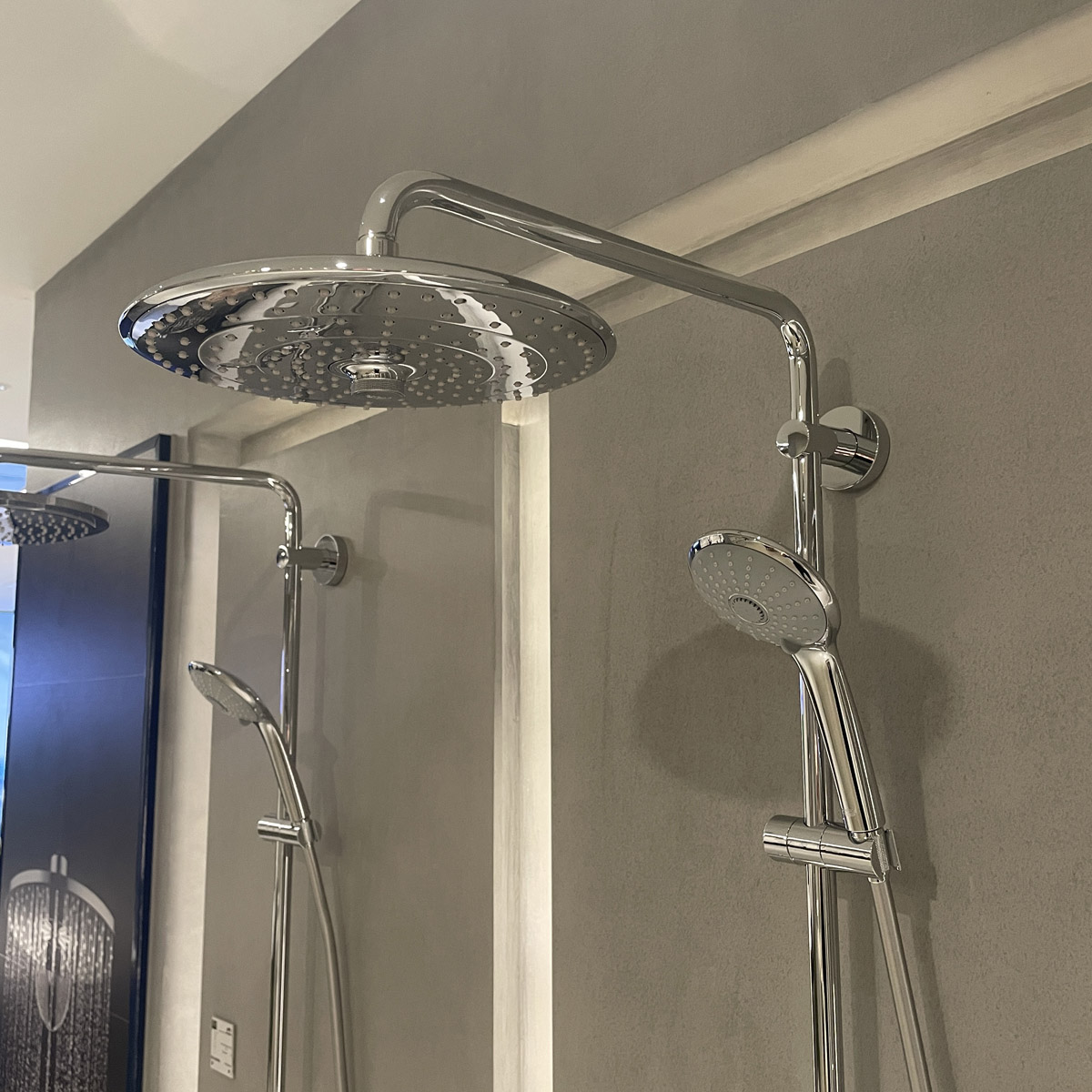 Bộ cây sen tắm ổn nhiệt Euphoria Grohe 27296002 - 4