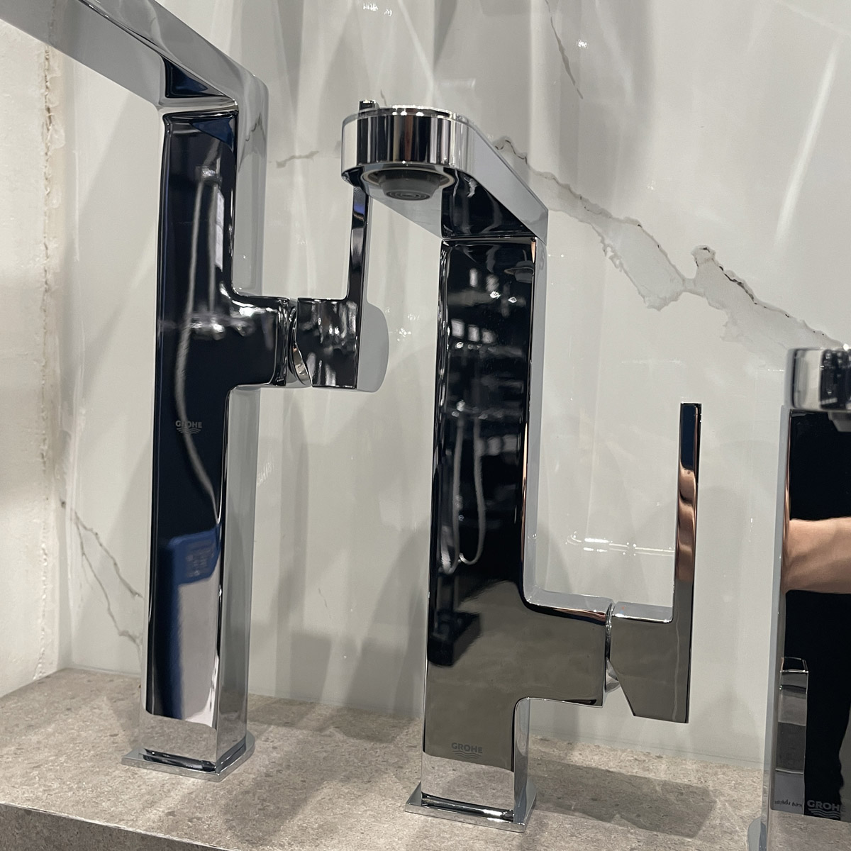 Vòi chậu nóng lạnh plus L-size Grohe 23844003 - 6