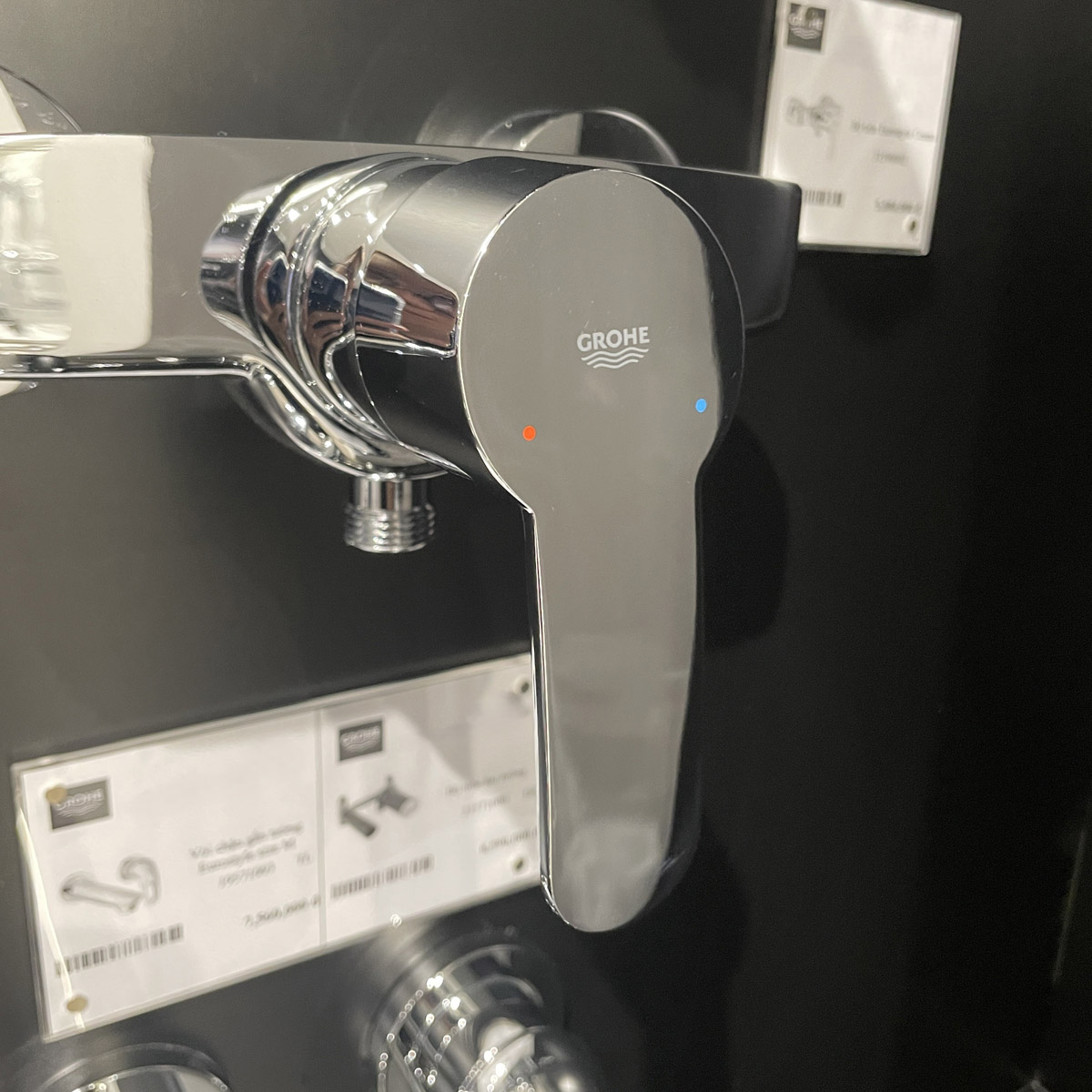 Củ sen tắm nóng lạnh Eurostyle Cosmopolitan GROHE 33590002 - 9