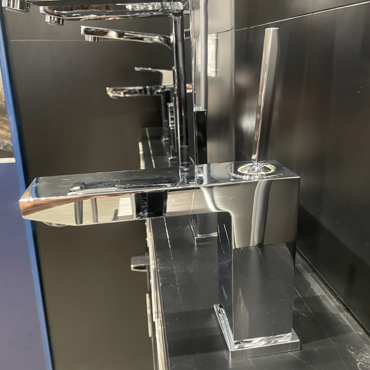 Vòi chậu nóng lạnh Eurocube Joy GROHE 23657000 - 6