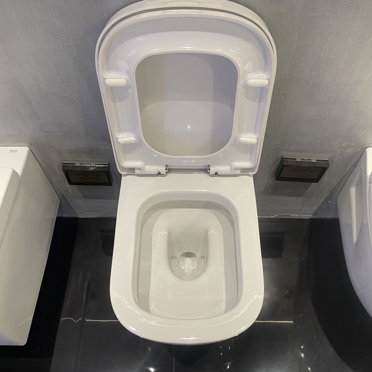 Bồn cầu treo tường Eurosmart GROHE 39205000 - 7