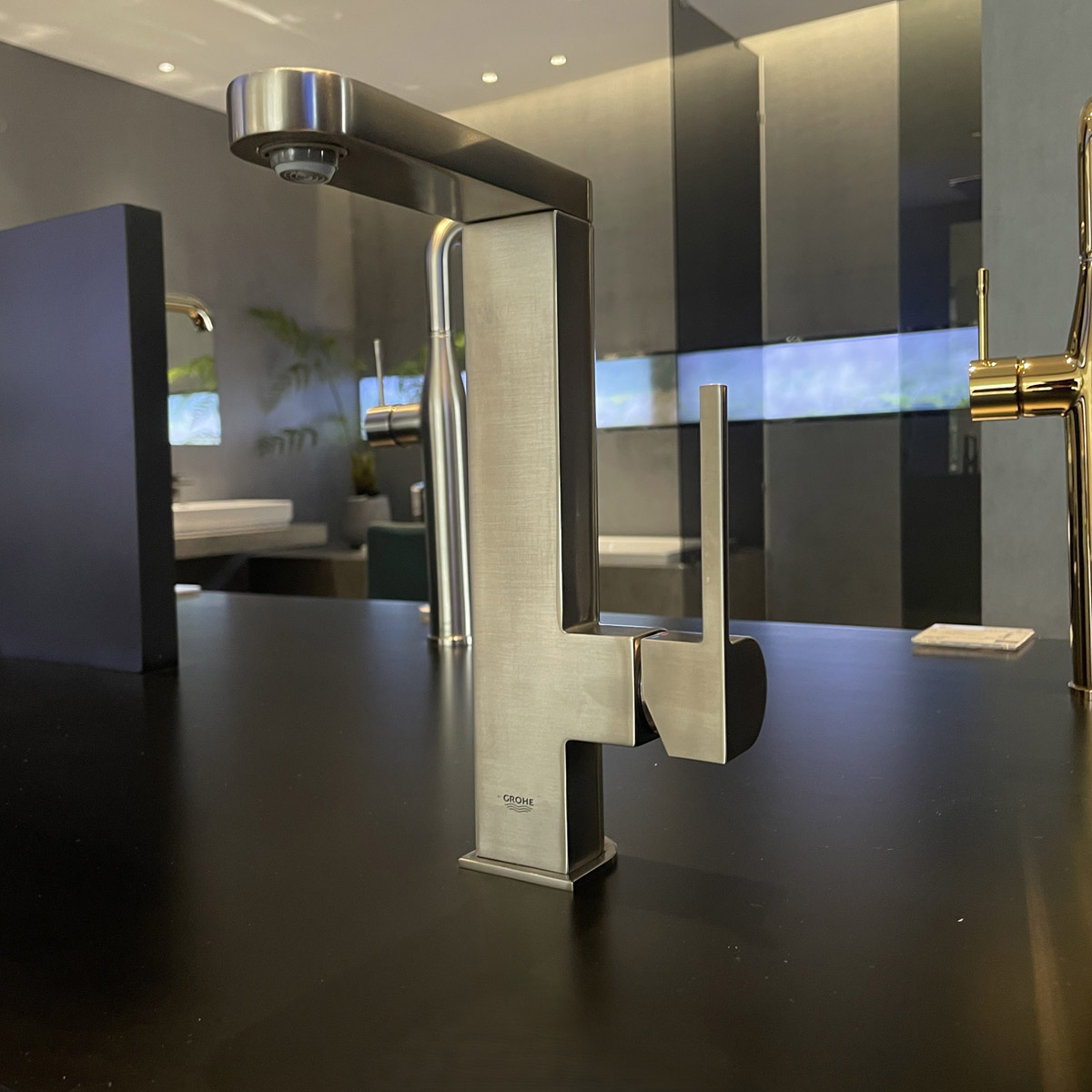 Vòi chậu nóng lạnh Plus GROHE 23851003 - 16
