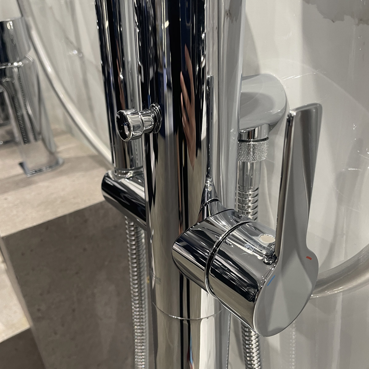 Vòi bồn tắm nóng lạnh đặt sàn Lineare GROHE 23792001 - 11