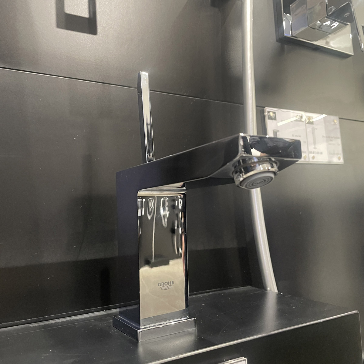 Vòi chậu nóng lạnh Eurocube Joy GROHE 23657000 - 8