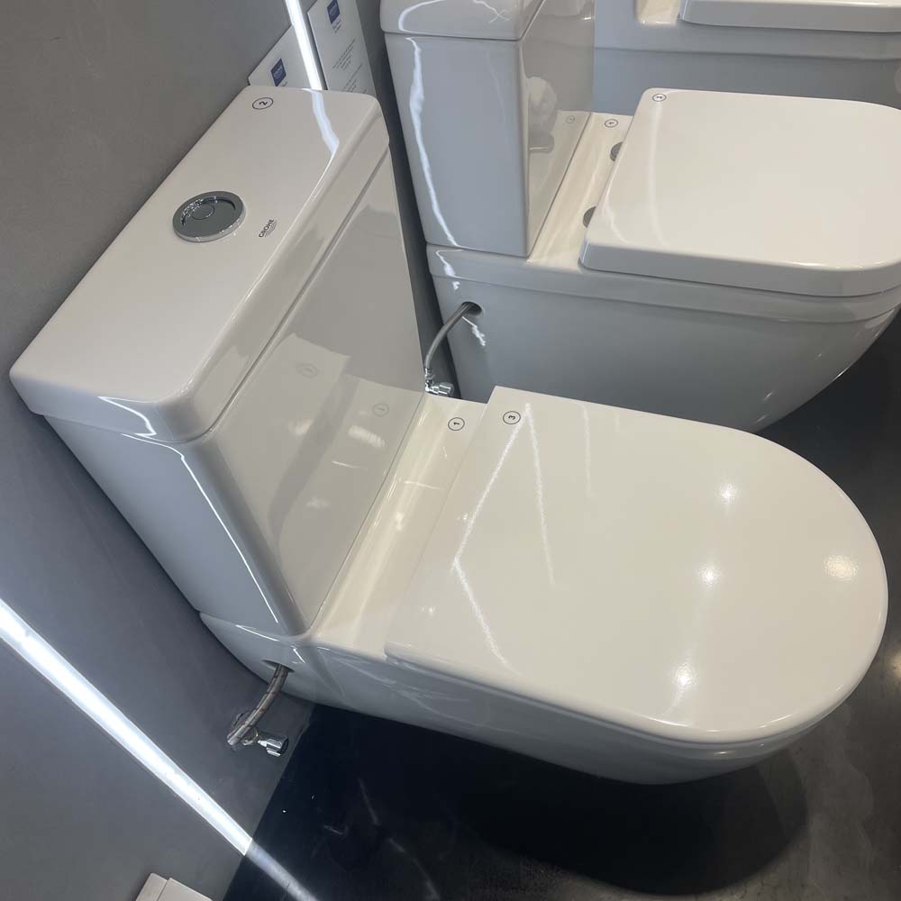 Nắp bồn cầu đóng êm Essence GROHE 39577000 - 6