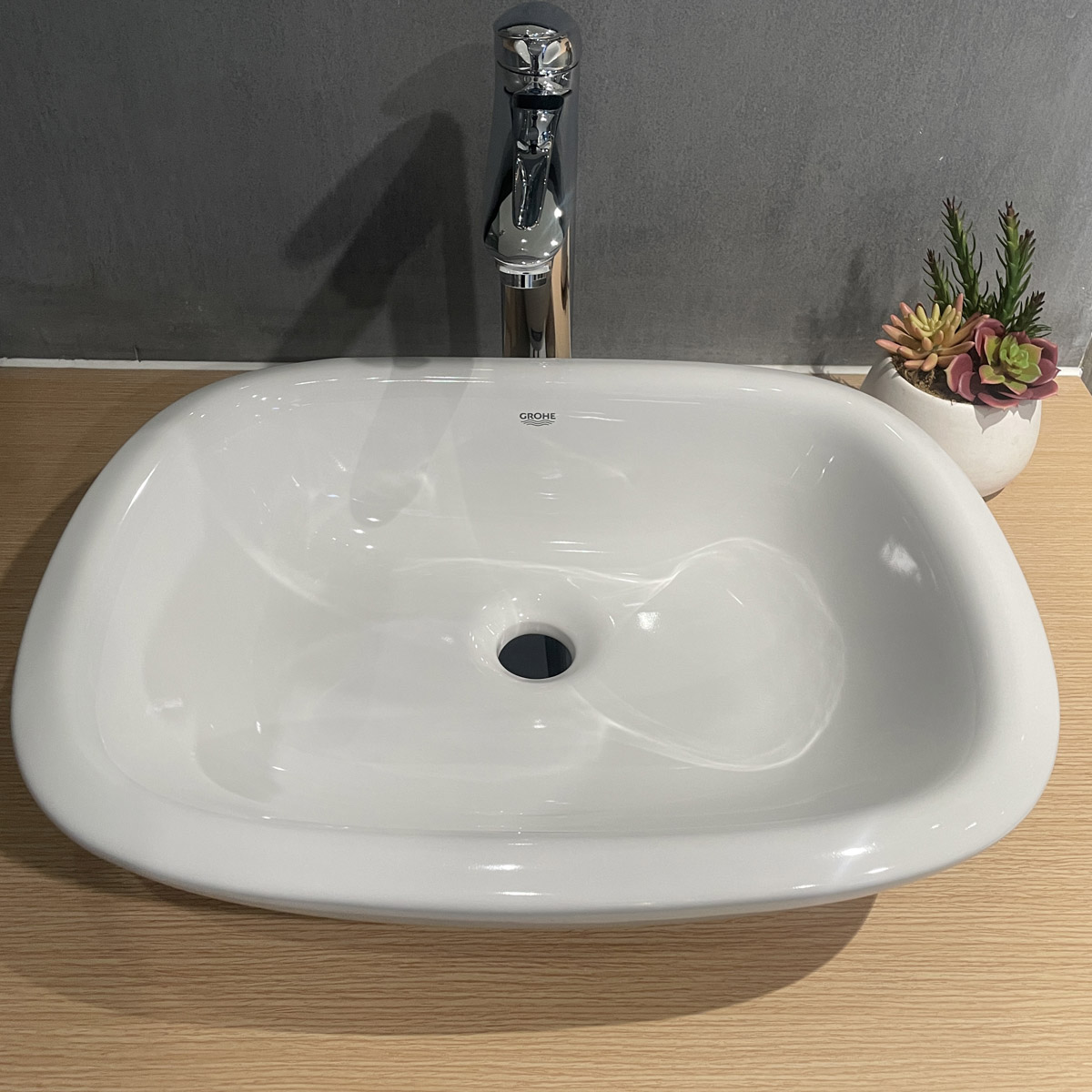 Chậu lavabo đặt bàn Eurostyle GROHE 39216000 - 9