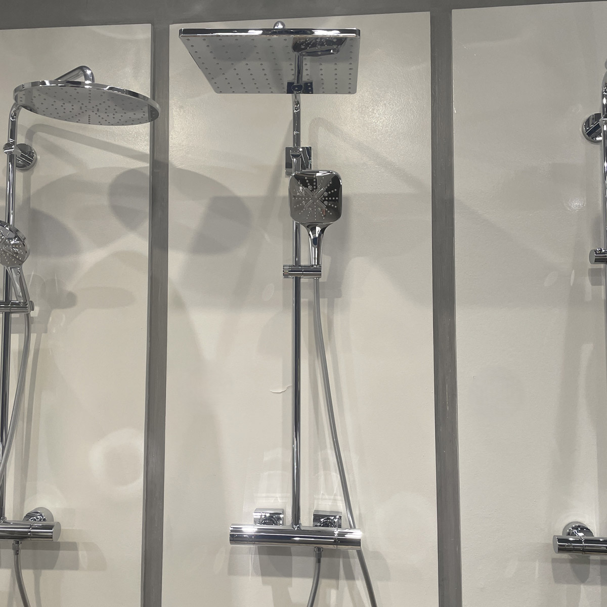 Bộ sen cây tắm đứng nhiệt độ Rainshower SmartActive 310 GROHE 26649000 - 3