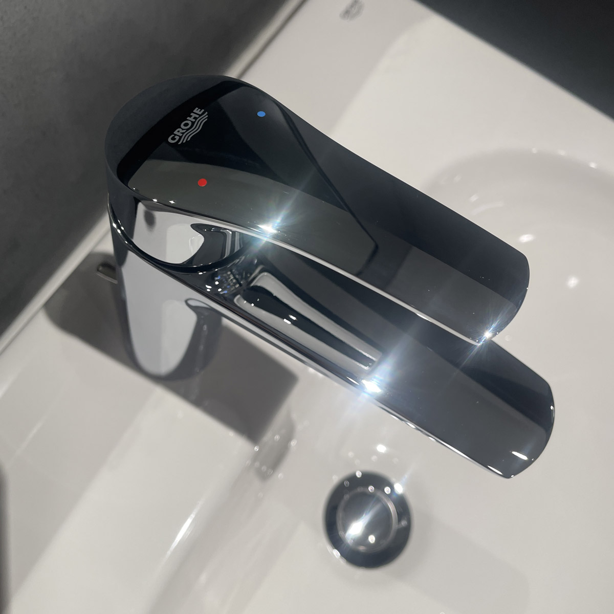 Vòi chậu lavabo nóng lạnh Eurosmart M-size GROHE 23322003 - 5