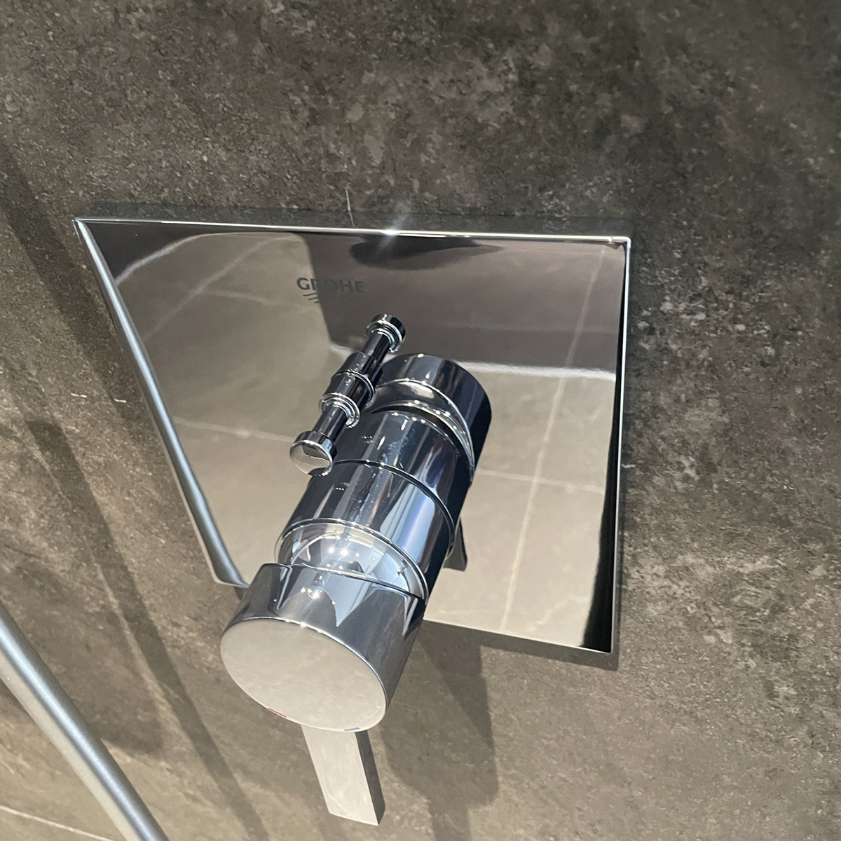 Van nóng lạnh kèm chuyển hướng 2 đường Allure GROHE 24070000 - 7