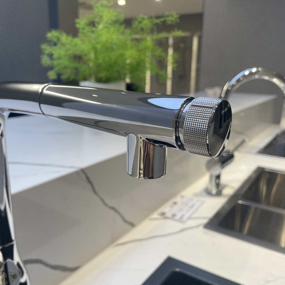 Vòi bếp nóng lạnh Essence SmartControl GROHE 31615000 - 17