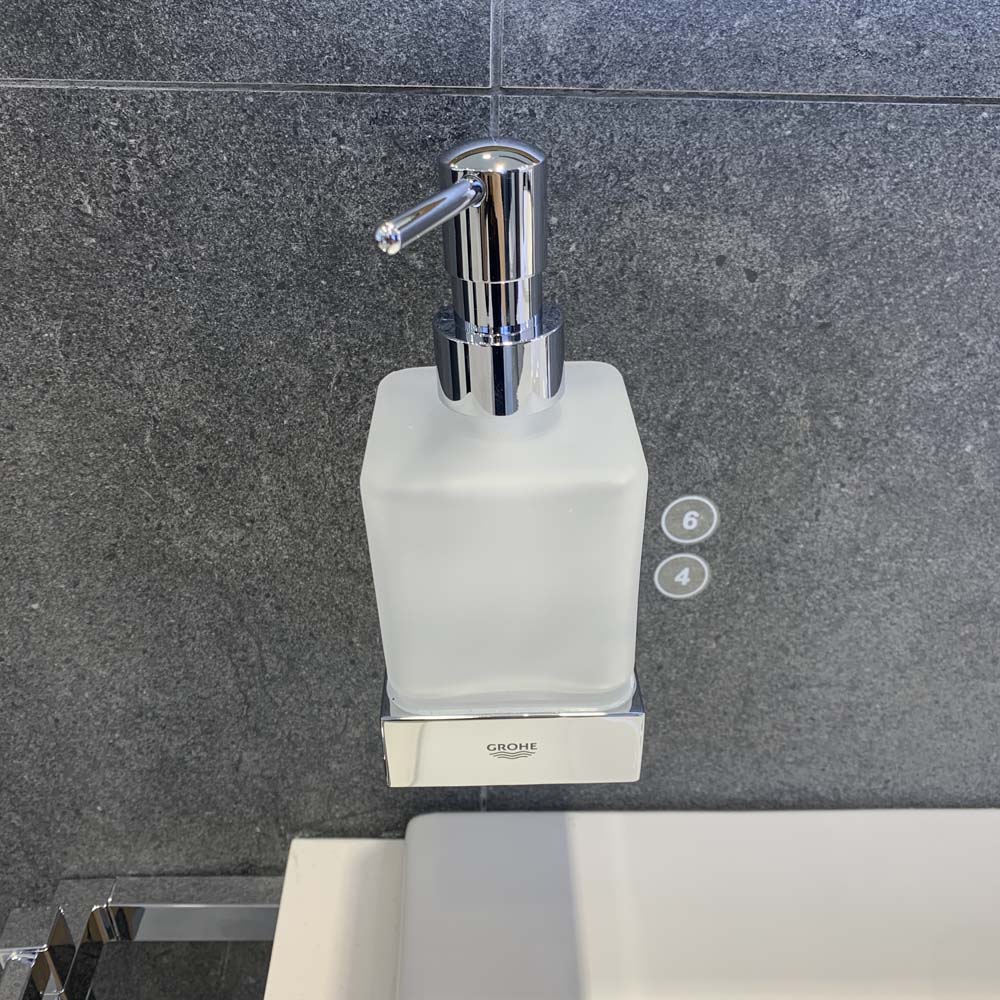 Hộp xịt xà phòng Selection Cube GROHE 40805000 - 5