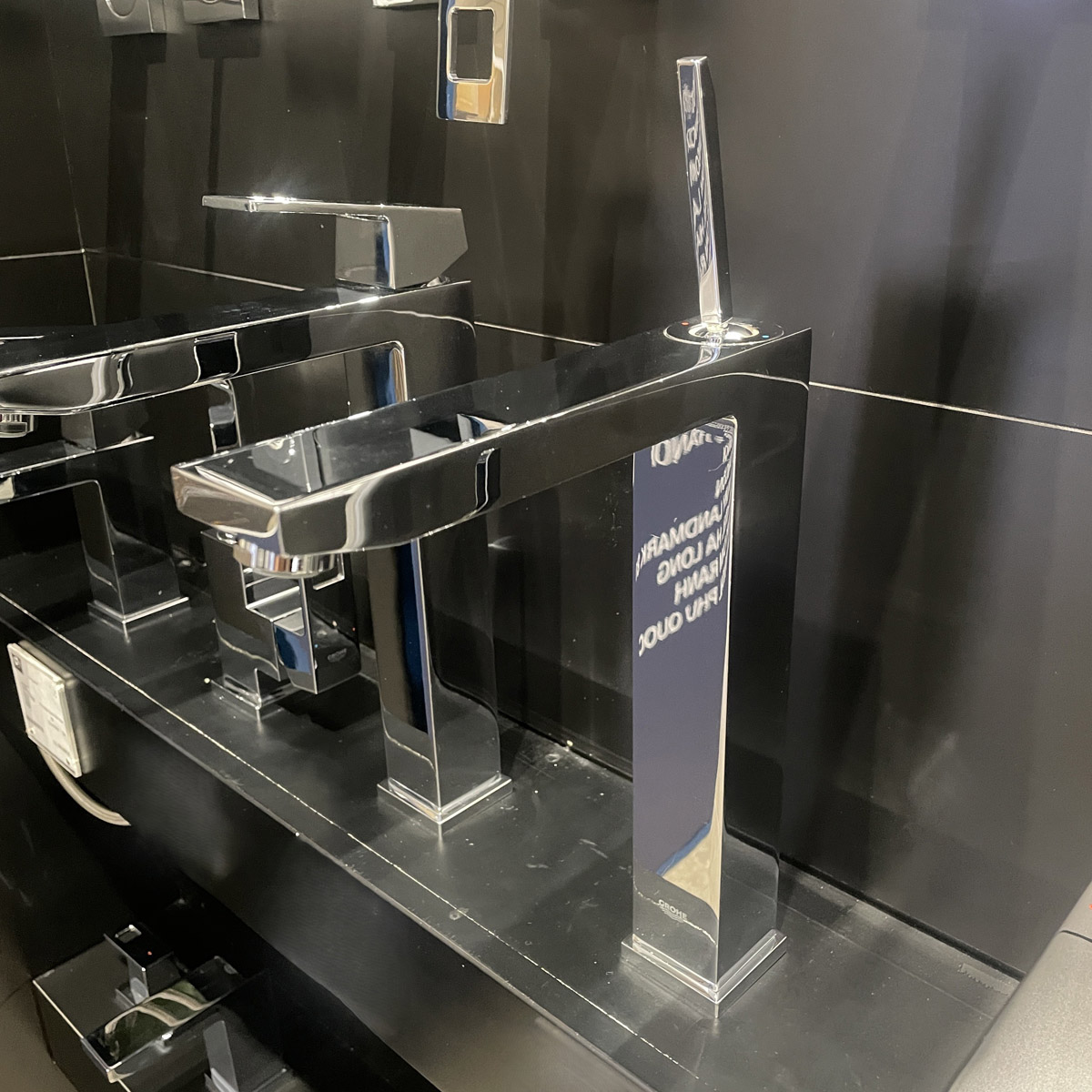 Vòi chậu nóng lạnh Eurocube Joy GROHE 23661000 - 6